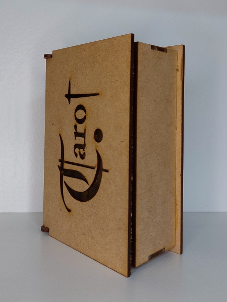 Cofre Rectangular para Mazos, Calado 