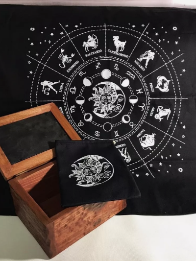 Paño de Tarot con Bolsita + Cofre Porta Mazo